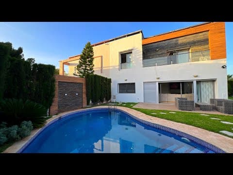 Villa de luxe à vendre dans une résidence sécurisée avec piscine privée