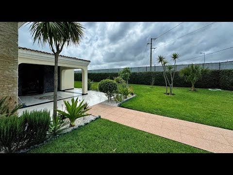 Property video thumbnail - fdB5vK9Dsgs